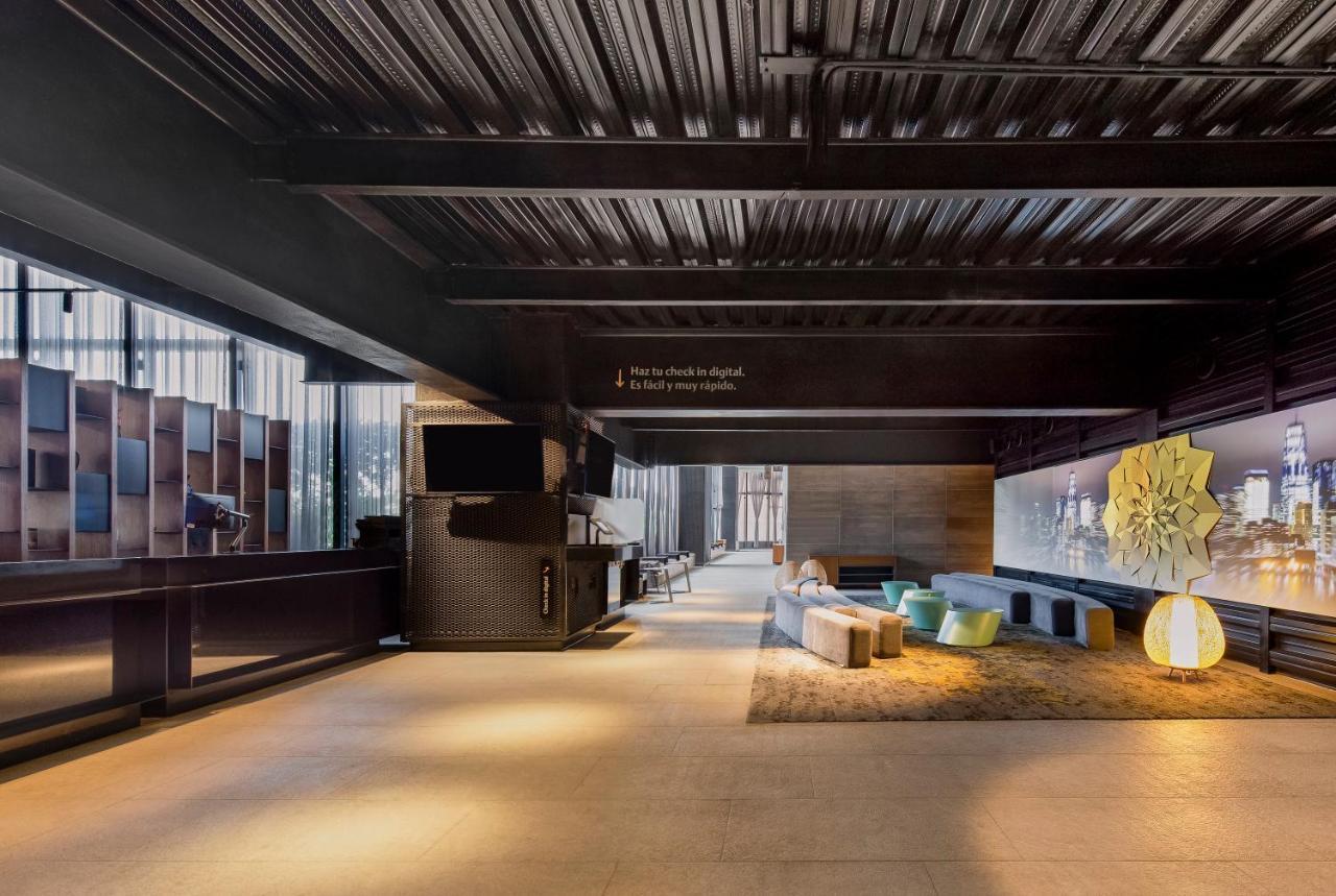 מקסיקו סיטי Fiesta Americana Viaducto Aeropuerto מראה חיצוני תמונה The lobby of the hotel